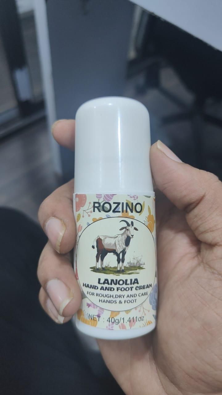 LANOLIA Hand & Foot Roll On for Roughness & Dryness 40gm