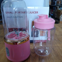 Small Portable Juicer – Blend Anywhere, Anytime!